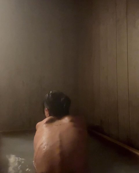 Thumbnail of p-c5eafkykue8-3e6490c93f3444b6 3